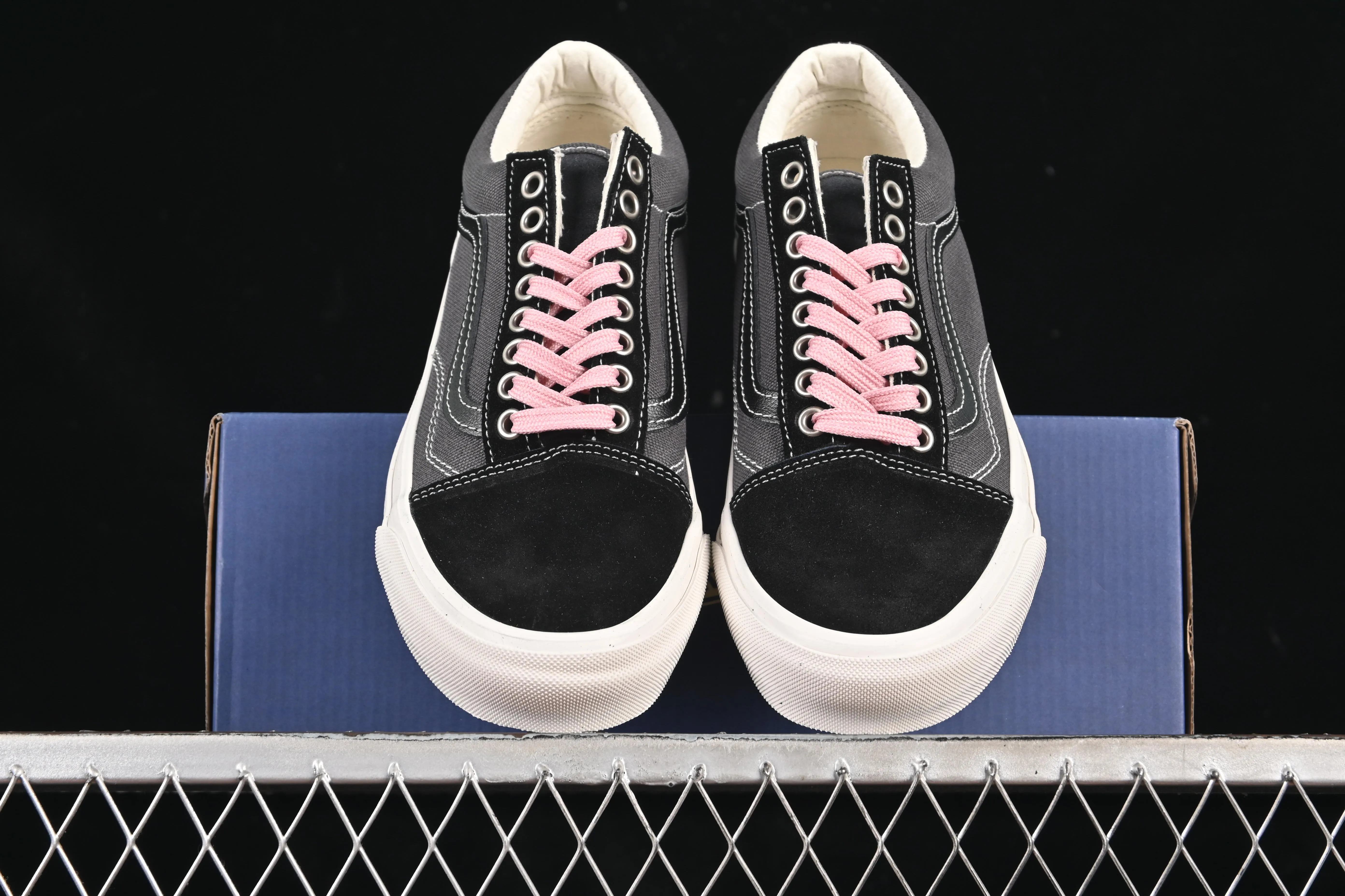 All categories Vans Vans series Vans Low Vans low-top Vans Lx Old Skool Vans low-top casual skateboard shoes VN000D56DE2